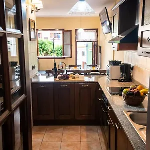 https://salsalitre-chico.tenerifehoteles.net