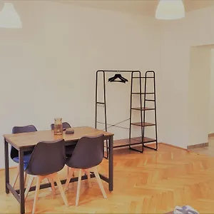 Apartment Neulerchenfelder, Wien