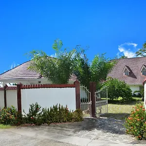 https://ixora-villa.maheislandhotels.com