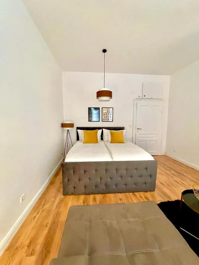 Apartment Maximilian Wien
