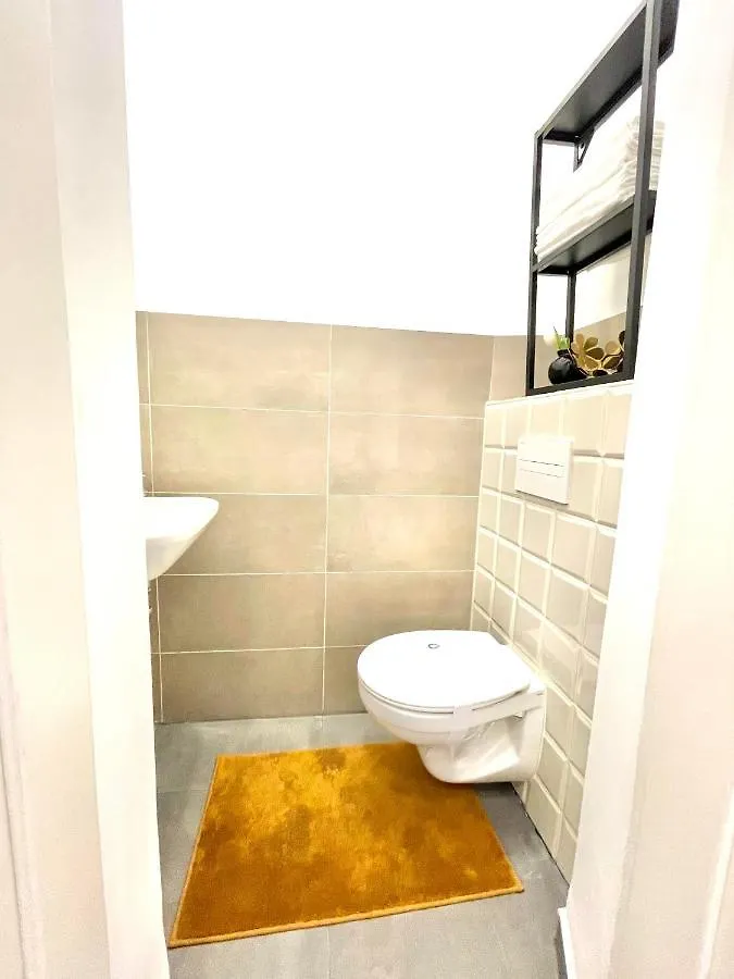 Apartment Maximilian Wien 0*,